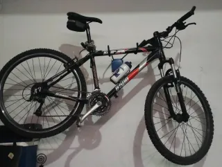 Bicicleta de Montaña GT 8500