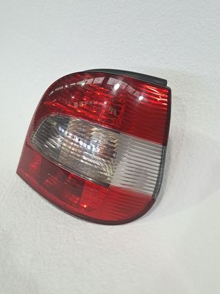 PILOTO TRASERO DERECHO RENAULT SCENIC (JA..) (2)