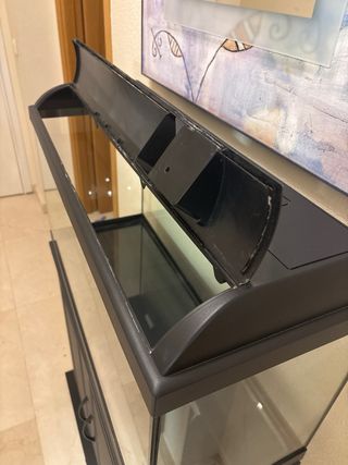 Acuario con mueble y almacenamiento