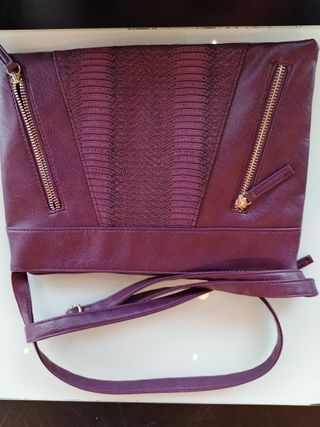 Bolsos de mano negro y azul