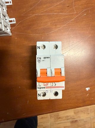 Conjunto Interruptores Magnetotérmicos Legrand