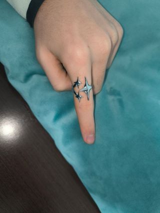 Anillo Estilo "TwoJeys" Estrellas Ajustable