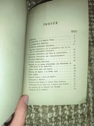 Libro antiguo deportivo (1950)