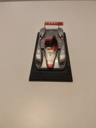 Coche Audi R8 Le Mans 2000 1:43