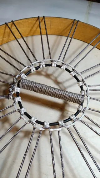 Pandero grande 56 cm con sistema de afinación