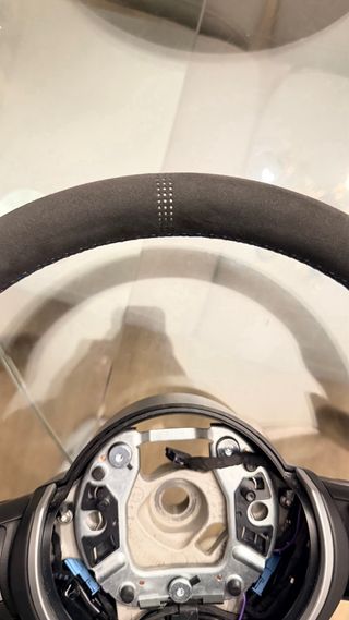 Volante Alcantara BMW M. Válido para f20 f30...