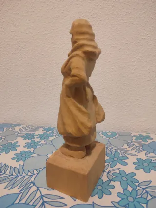 Figura Artesanía Nórdica Madera Handmade