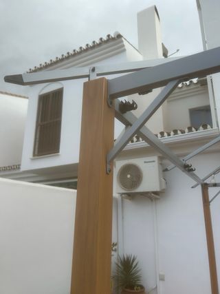 Cenador terraza metal y madera