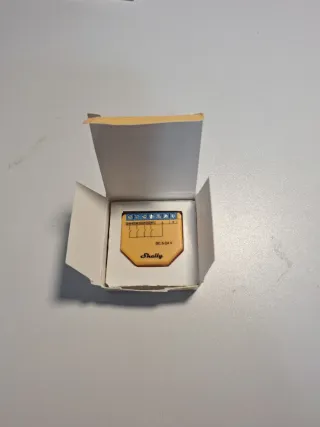 Shelly Plus i4 DC Controlador Inteligente WiFi