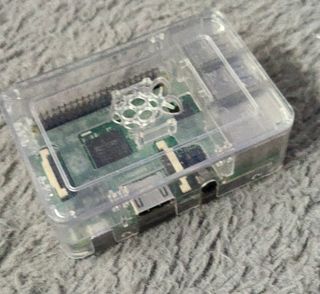 Raspberry Pi 2 B + Carcasa Transparente