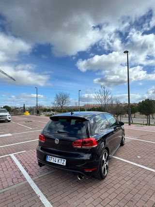 Volkswagen Golf gti