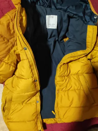 Chaquetón niño color mostaza Talla 13-14 años