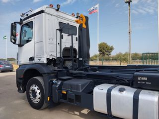 Mercedes AROCS 26 51-CAMIONES GANCHOS PORTACONTENE