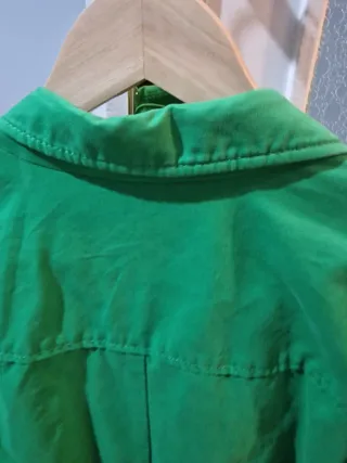 Americana verde hombre