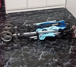 Silleta de paseo azul plegable CHICCO Lifeway