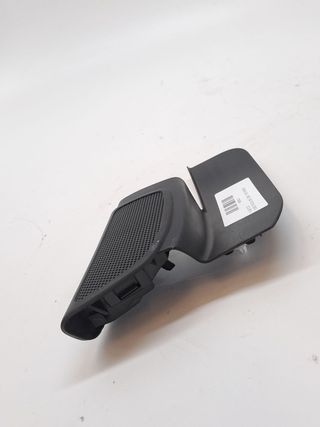 PLASTICO FORD FOCUS LIM. (CB8) (14)