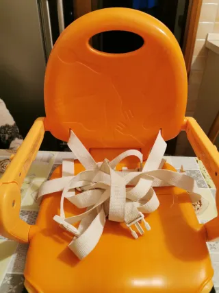 Seggiola bimbo Chicco arancione con cinture
