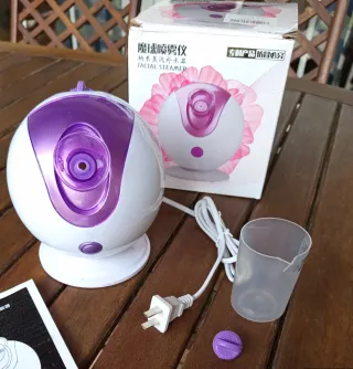 Vaporizador Facial Nano Iónico Morado/Blanco