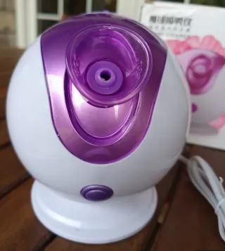 Vaporizador Facial Nano Iónico Morado/Blanco