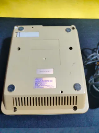 Consola Super Nintendo y mando