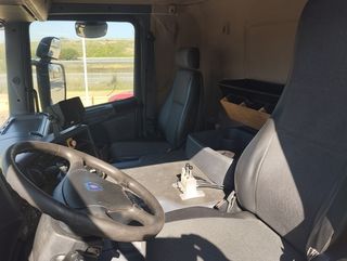 Scania R 420-CAMIONES GANCHOS PORTACONTENEDORES