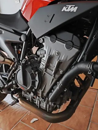 KTM Duke 790 L A2