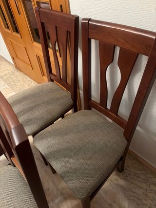 4 Sillas Madera Tapizadas. Recogida en Granada.