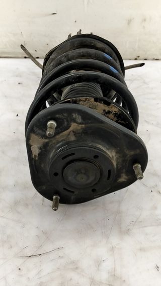 AMORTIGUADOR DELANTERO DERECHO TOYOTA COROLLA (E12)