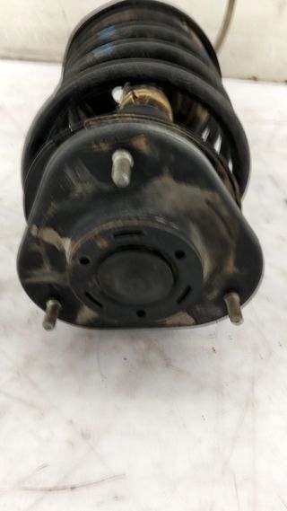 AMORTIGUADOR DELANTERO IZQUIERDO TOYOTA COROLLA (E12)