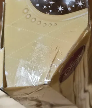 Muñeca Disney Bella Vestido Amarillo