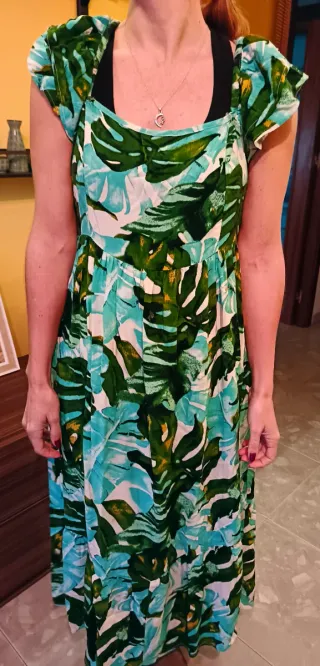 Vestido estampado tropical