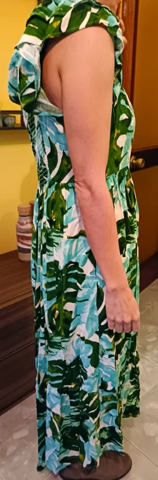 Vestido estampado tropical