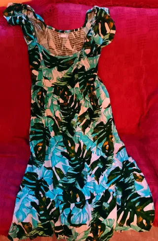 Vestido estampado tropical