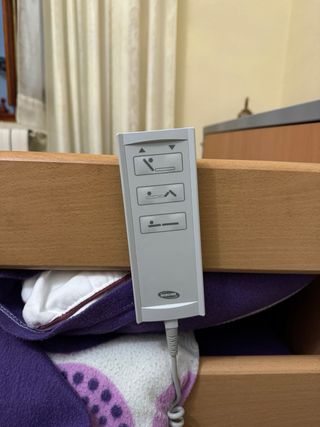 Cama articulada madera y metal