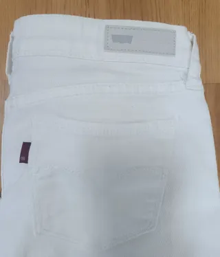 Levi's Blanco Demi Curve Low Rise 7/28