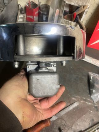 Carburador Edelbrock 40