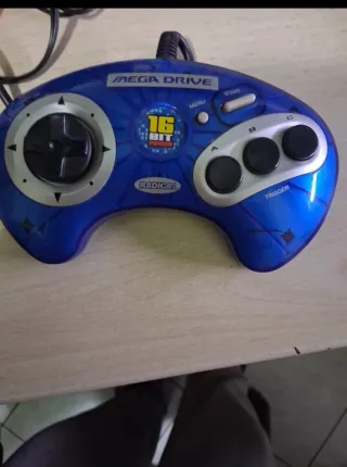 Console retro gaming Mega Drive e Power rangers