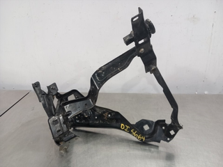 SOPORTE FARO IZQUIERDO MERCEDES-BENZ CLASE C (BM