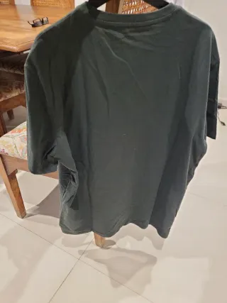 Camiseta Armani Exchange verde militar