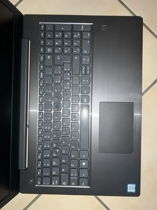 Lenovo V330 i5-8250U – 8gb Ram – ssd potenziato