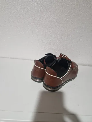 Zapatos de vestir deportivos B.F.