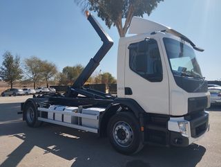 Volvo FE 320-CAMIONES GANCHOS PORTACONTENEDORES