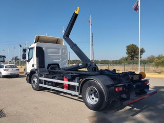 Volvo FE 320-CAMIONES GANCHOS PORTACONTENEDORES