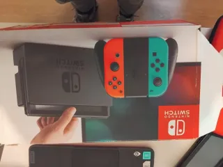 Nintendo Switch + Accesorios