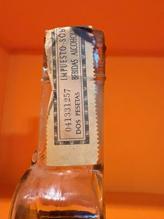 Brandy Escat Botella Guitarra Torero y Toro