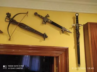 Réplicas de Pistolas de epoca, Dagas y Ballesta