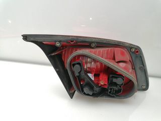 PILOTO TRASERO DERECHO RENAULT VEL SATIS (BJ0) (2)