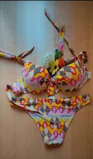 Bikini fantasia con ferretto tg 48