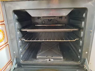 Cocina de gas Fagor con horno (butano)