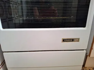 Cocina de gas Fagor con horno (butano)